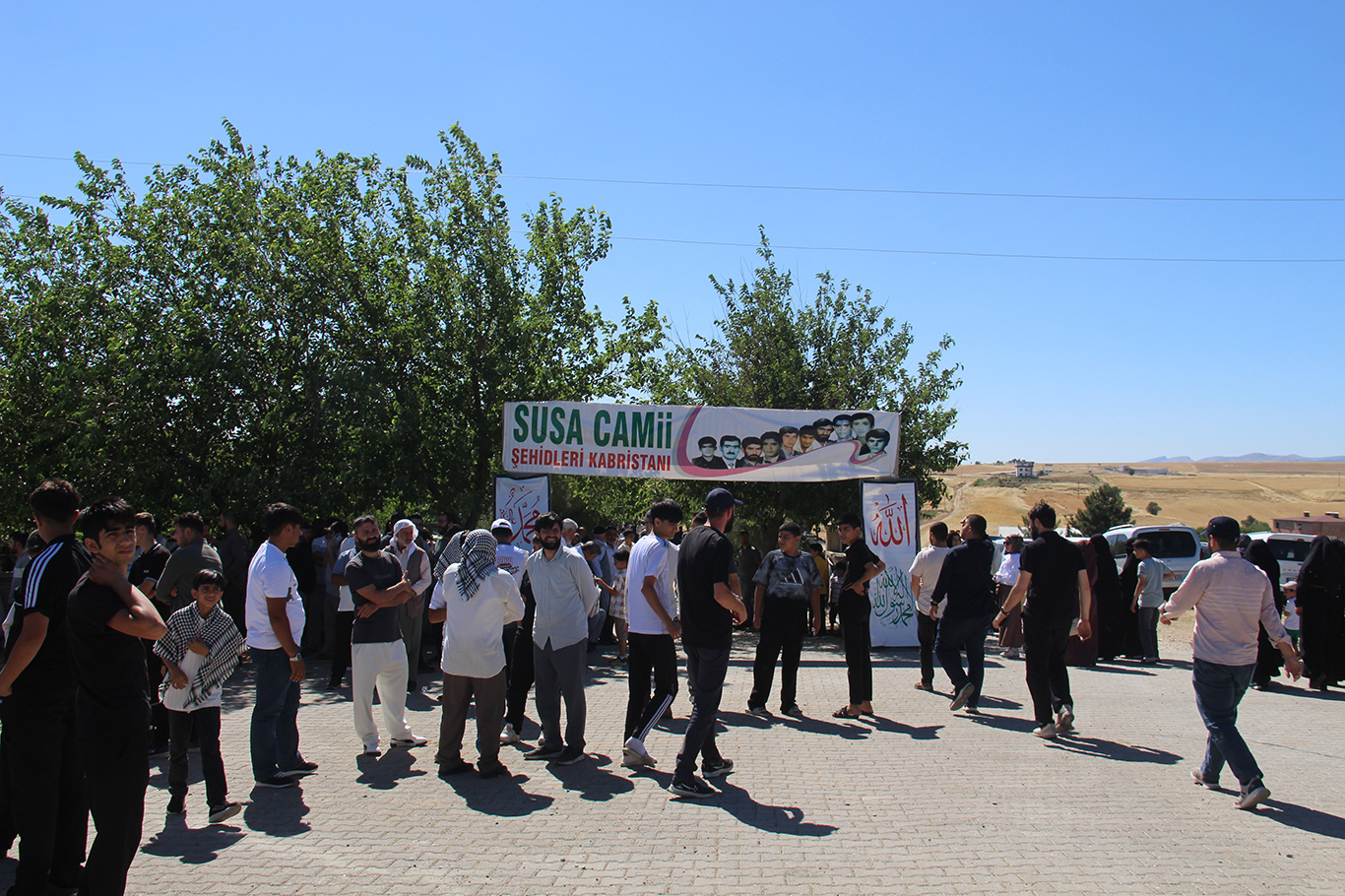 Susa Camii yarenleri şehadetlerinin 34'üncü yılında mezarları başında anıldı