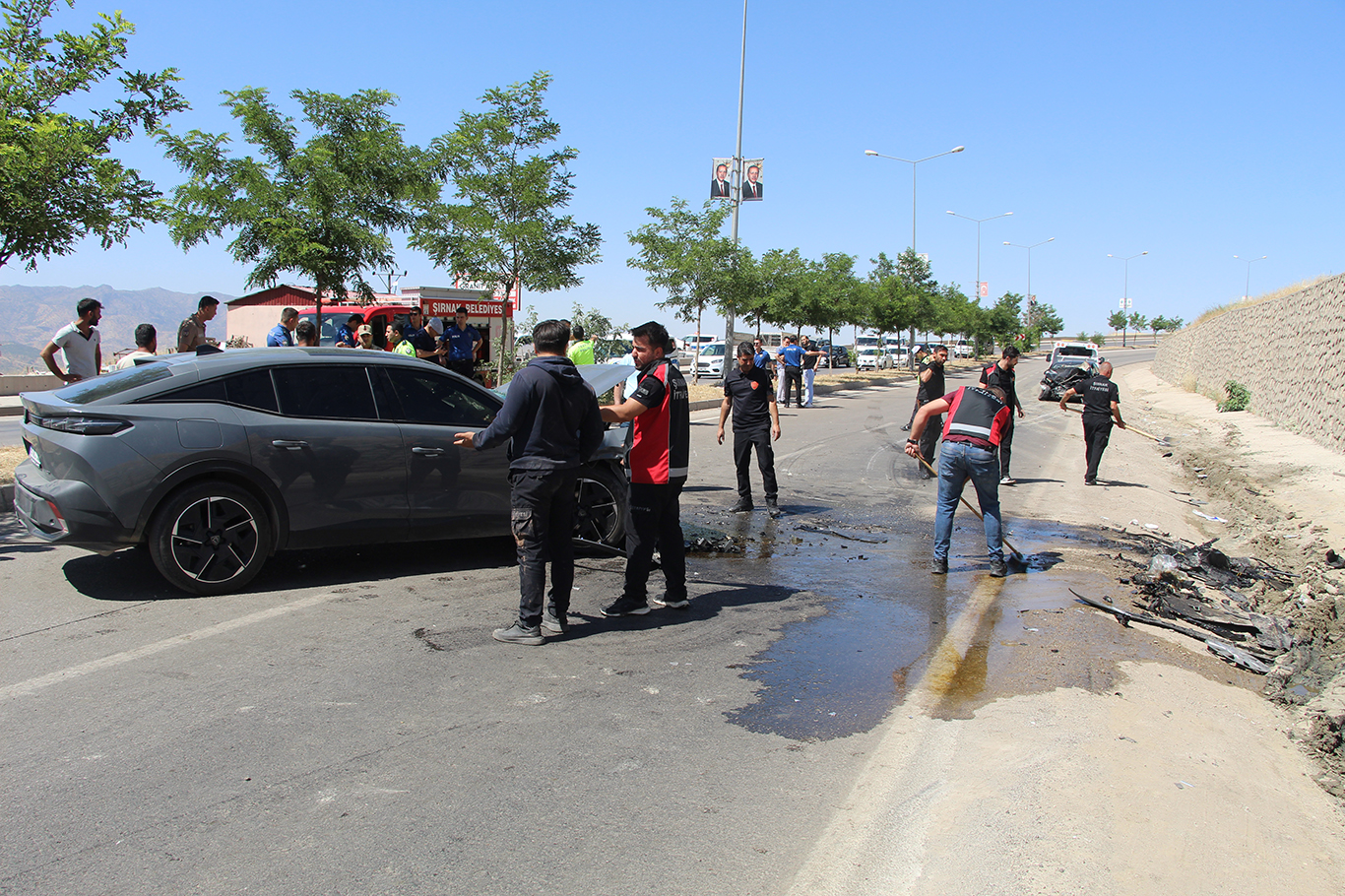 Li Şirnexê du wesayît li hev qelibîn 1 mirî, 3 birîndar