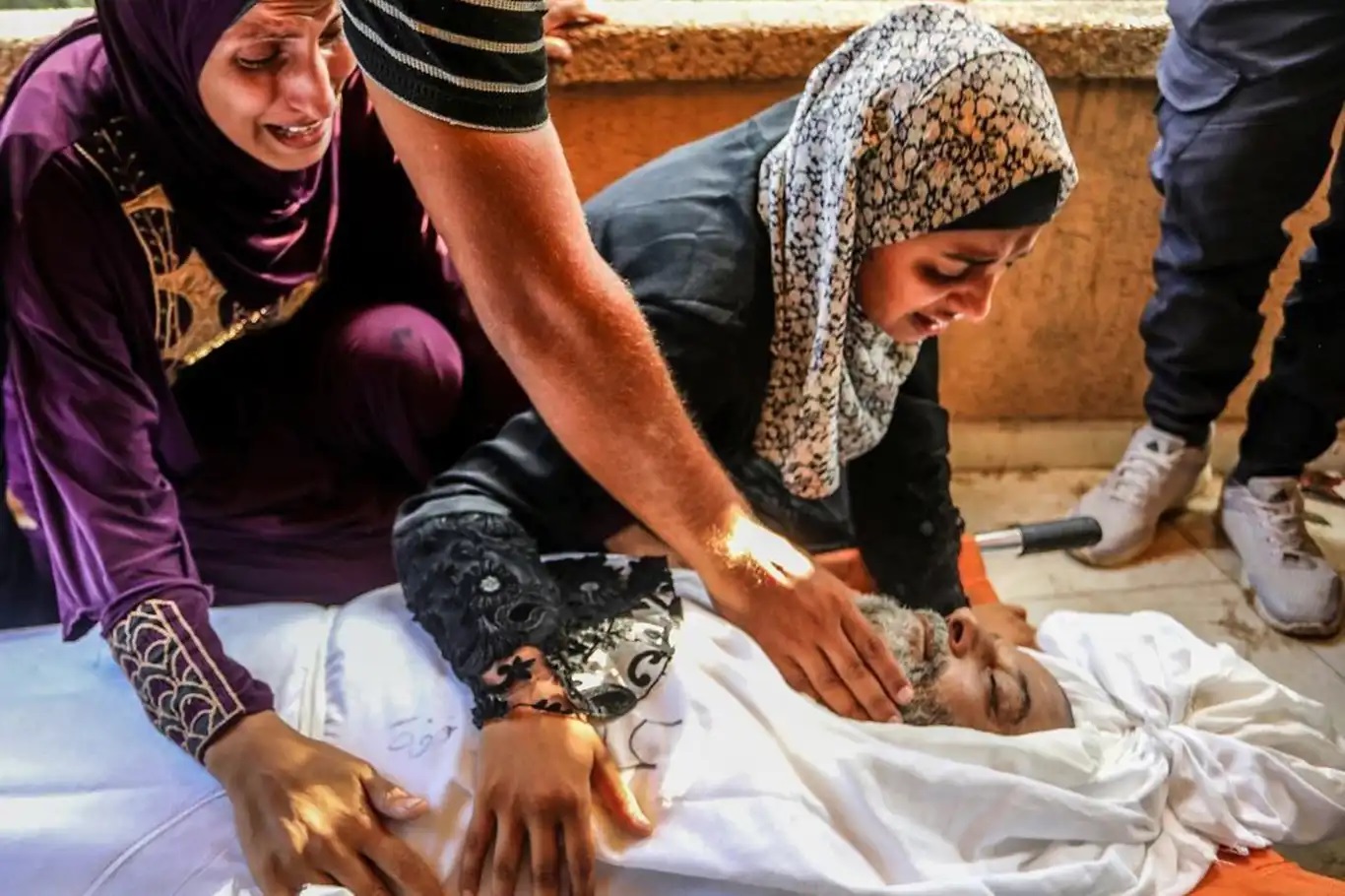 Gazze'de şehit sayısı 73 bin 58'e yükseldi