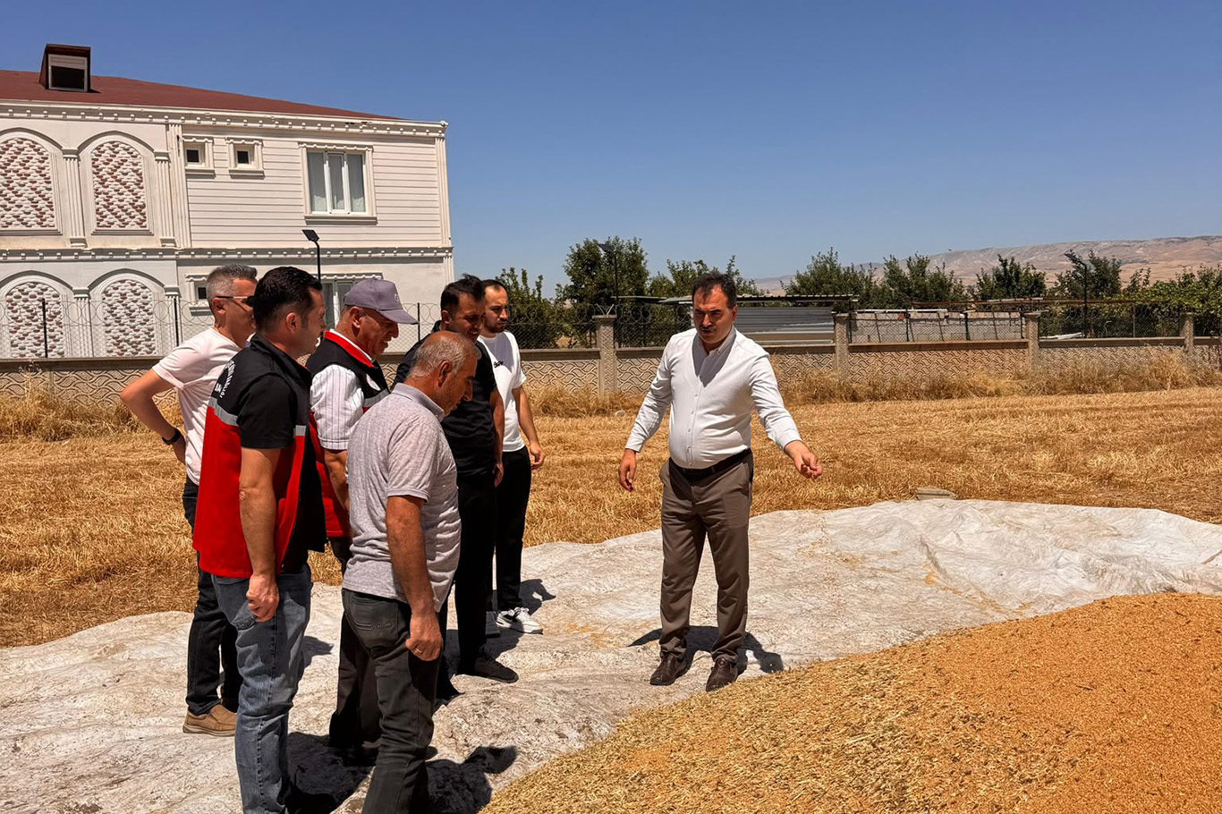 Batman'da hasat döneminde anız yangınlarına karşı denetimler sürüyor