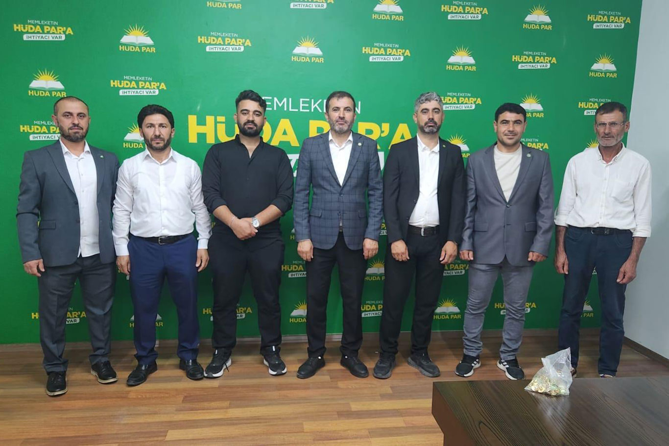 HÜDA PAR Antalya'da tüm ilçe kongrelerini tamamladı