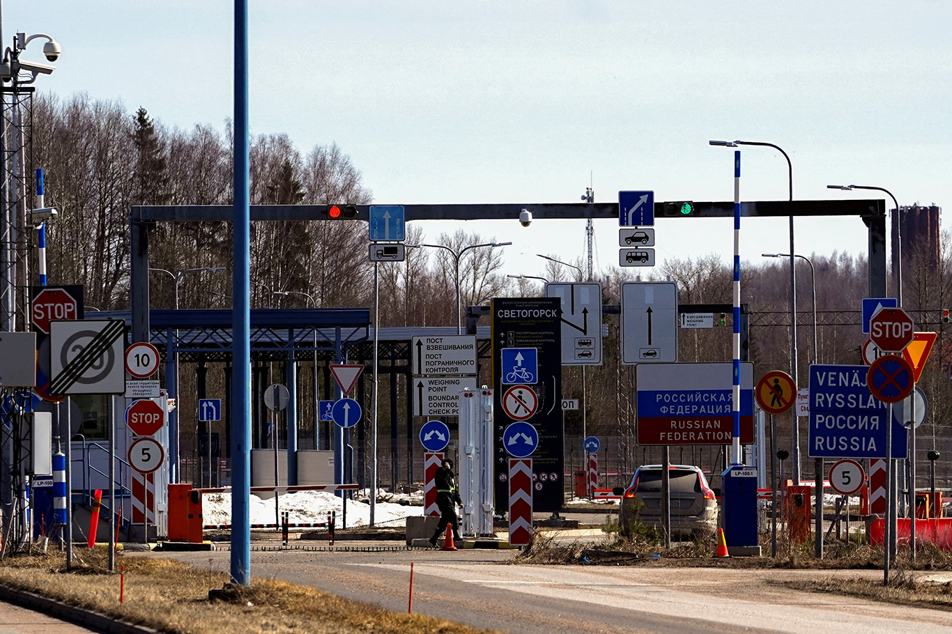 Rusya, Baltık ülkeleri ve Finlandiya ile bazı sınır kapılarını kapattı