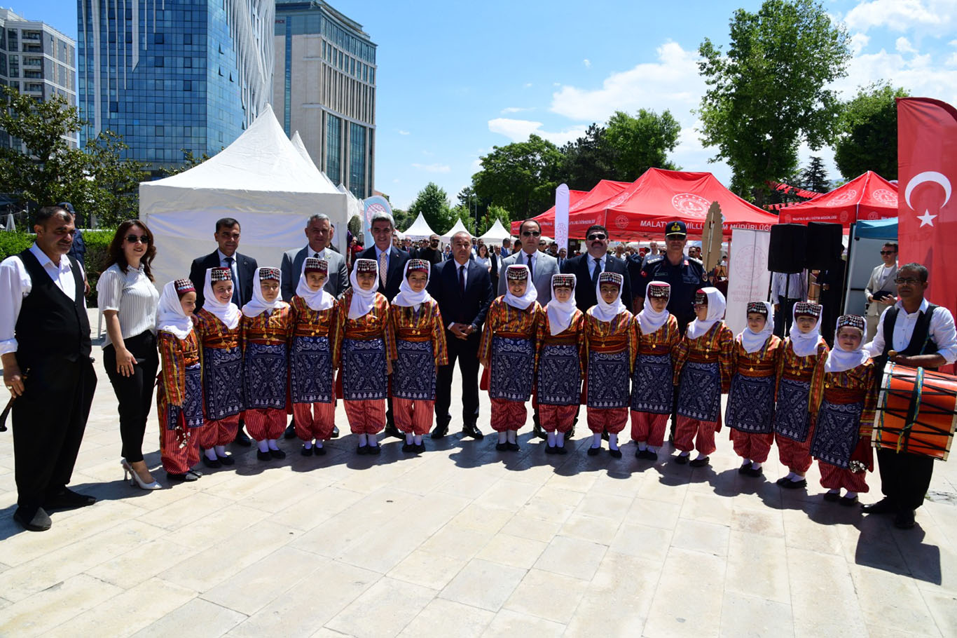 Malatya'da hayat boyu şenliğinde 30 bin kursiyerin emeği görücüye çıktı