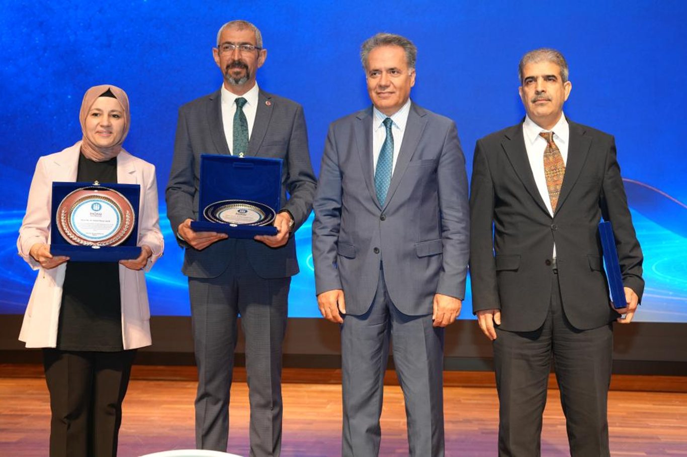 İnönü Üniversitesinde başarı ödülleri sahiplerini buldu