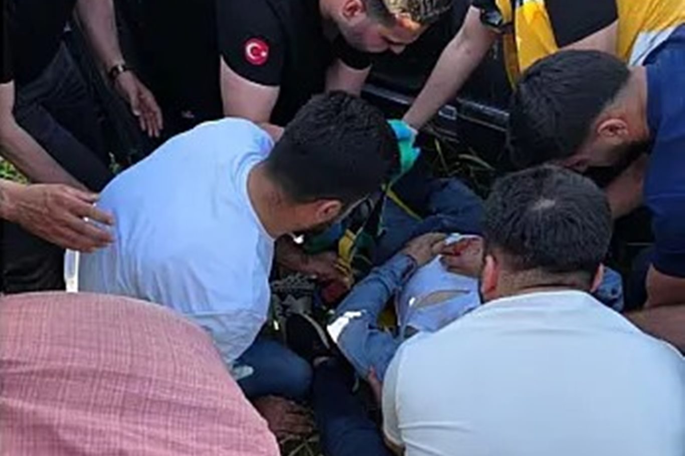 Siirt'te otomobilin kontrolden çıkması sonucu sürücü ağır yaralandı 