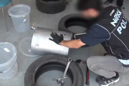 Güngören'de su deposuna gizlenen 40 kilogram uyuşturucu ele geçirildi