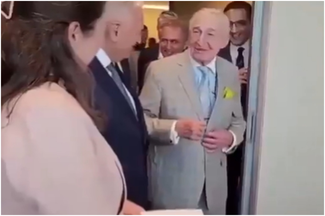 Rahmi Koç'un kadınlara yönelik çirkin söylemine tepki yağıyor
