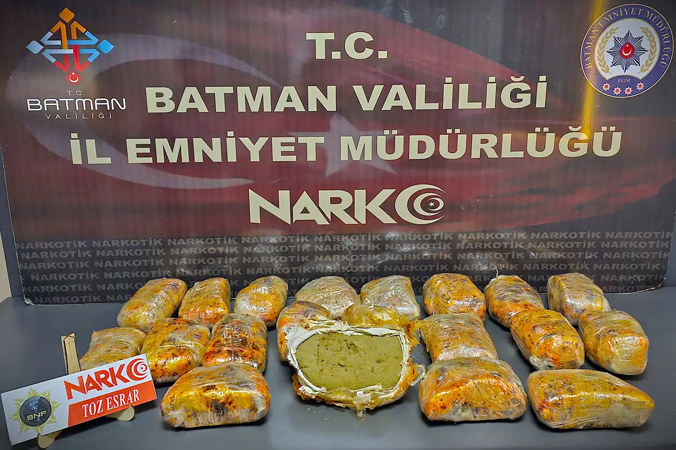 Batman'da 11 kilo toz esrar ele geçirildi