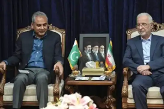 İran-Pakistan arasında kritik görüşme