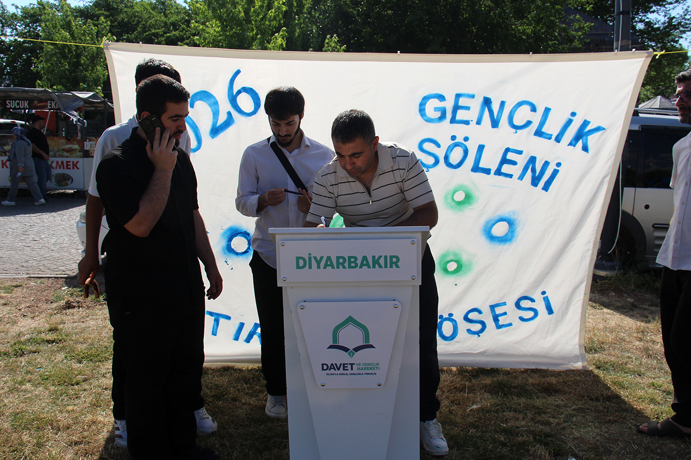 Davet ve Gençlik Hareketi, gençlik buluşmasında bir araya geldi