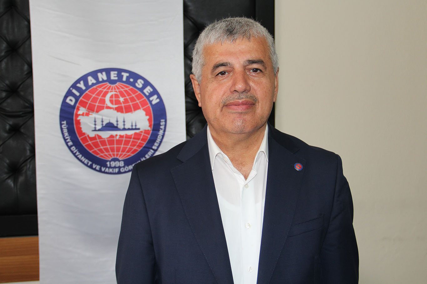 Diyanet-Sen Şube Başkanı Cihan: Camilerde edep ve hürmet esas olmalıdır
