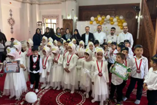 Malatya'da miniklerin Kur'an'a geçiş sevinci