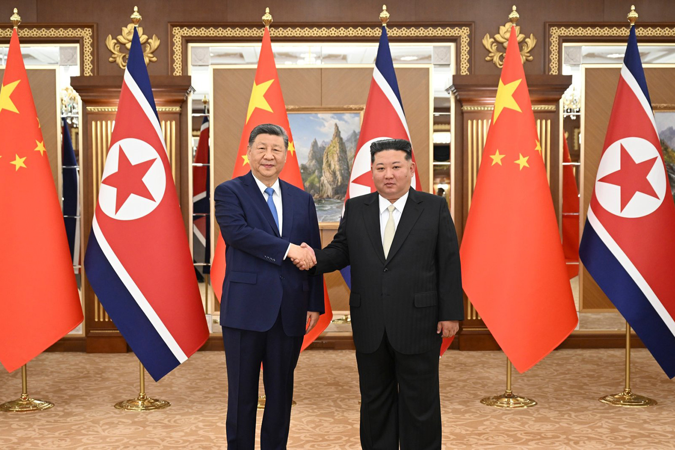Çin Devlet Başkanı Şi Jinping, Kore lideri Kim Jong Un’la görüştü