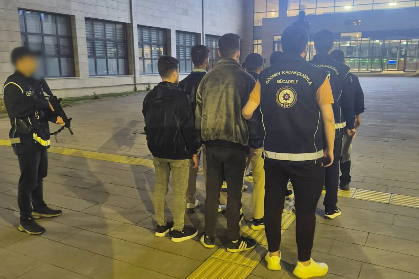 Afyonkarahisar’da göçmen kaçakçılığı operasyonu: Bir organizatör yakalandı