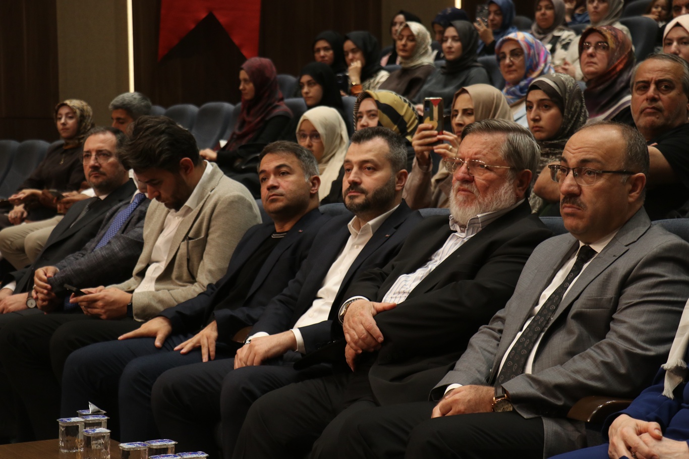ÖNDER hadis ve kitap okuma yarışmasında ödüller sahiplerini buldu 