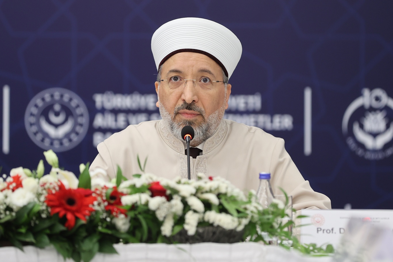 "İslam, kadını değersizleştiren her türlü düşünce ve anlayışı yasaklamıştır"