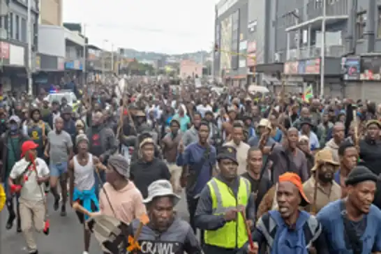 Güney Afrika'da göçmen karşıtı protestolar şiddetlendi