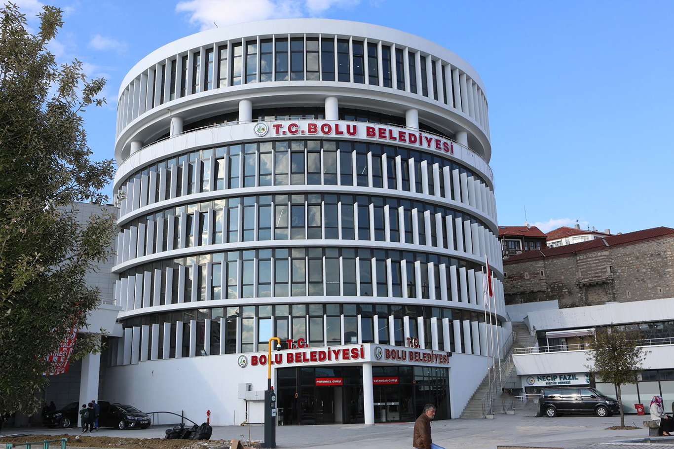 Li dijî Şaredariya CHPê operasyonên "dizîn" û "şûştina pereyan"