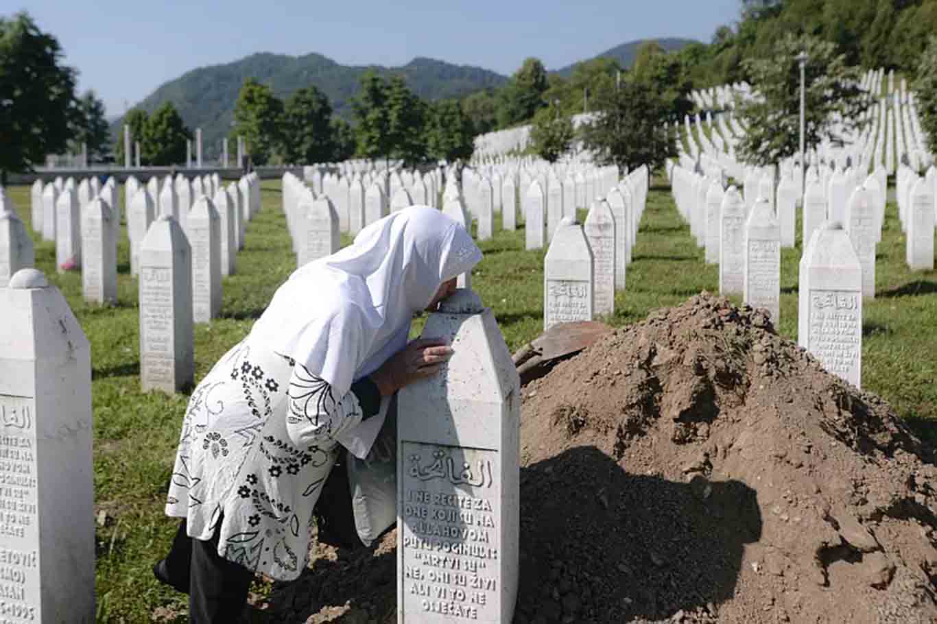 Srebrenitsa: Avrupa’nın ortasında işlenen soykırım