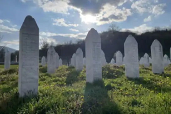 Turkish parliament speaker commemorates 31st anniversary of Srebrenica Genocide