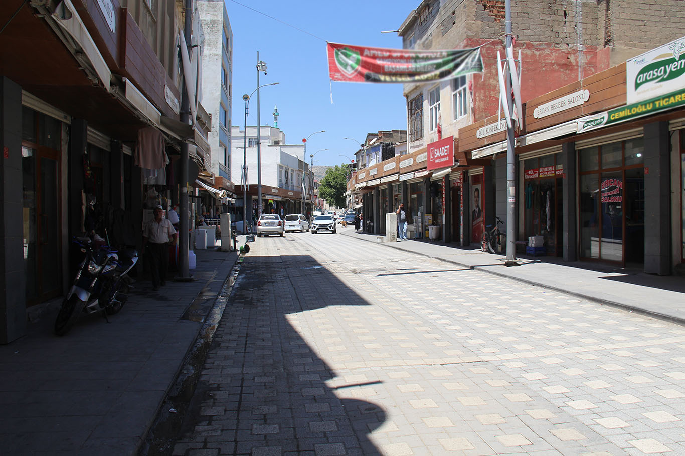 Hani ilçe halkından çağrı: Söz değil, hizmet bekliyoruz