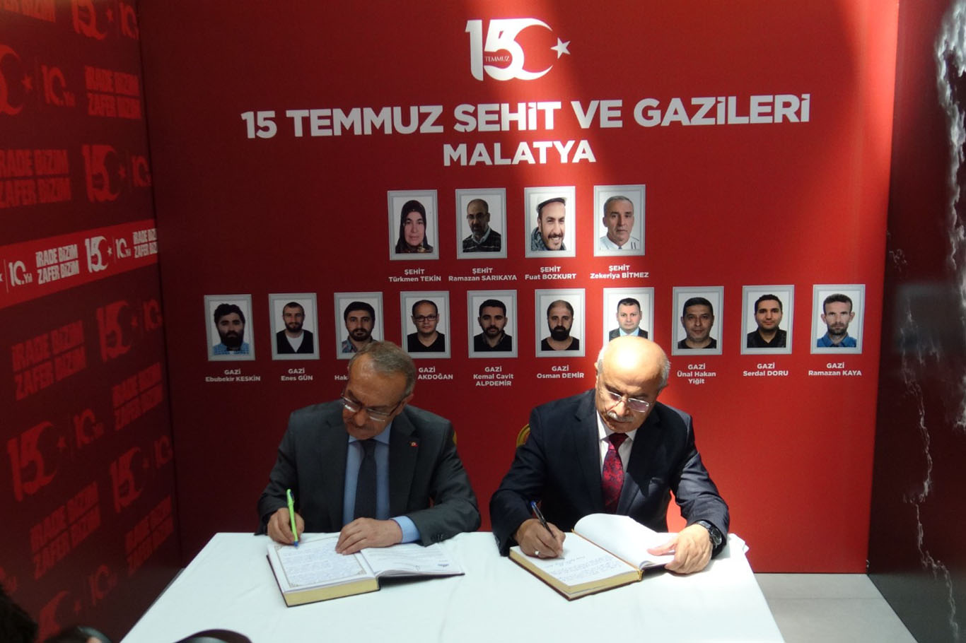 Vali Yavuz: "Darbe girişimi milletimizin iradesiyle akamete uğratıldı"