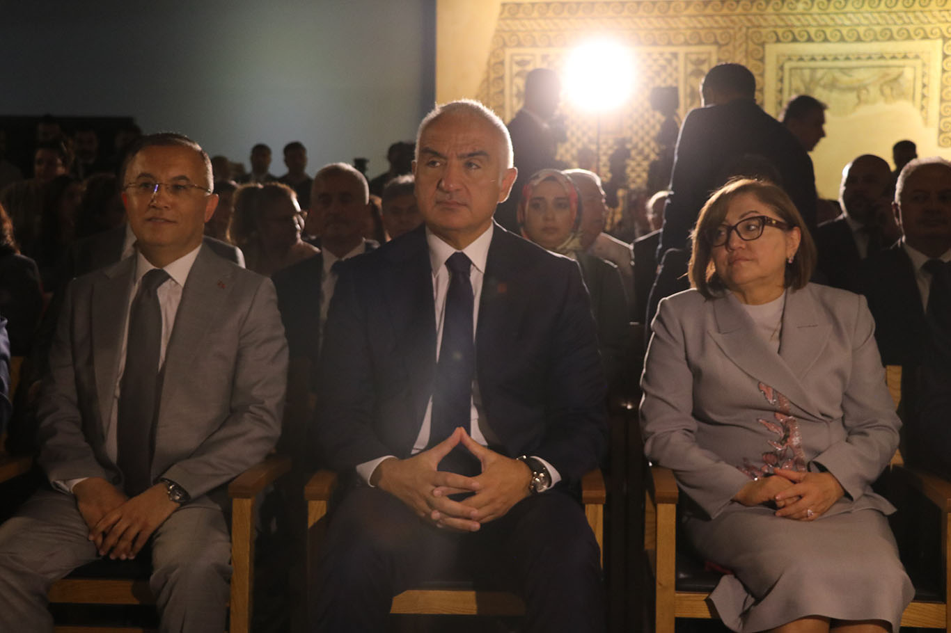 ABD'den iadesi sağlanan "Çingene Kızı" mozaiğine ait 13'üncü panel Gaziantep'te tanıtıldı