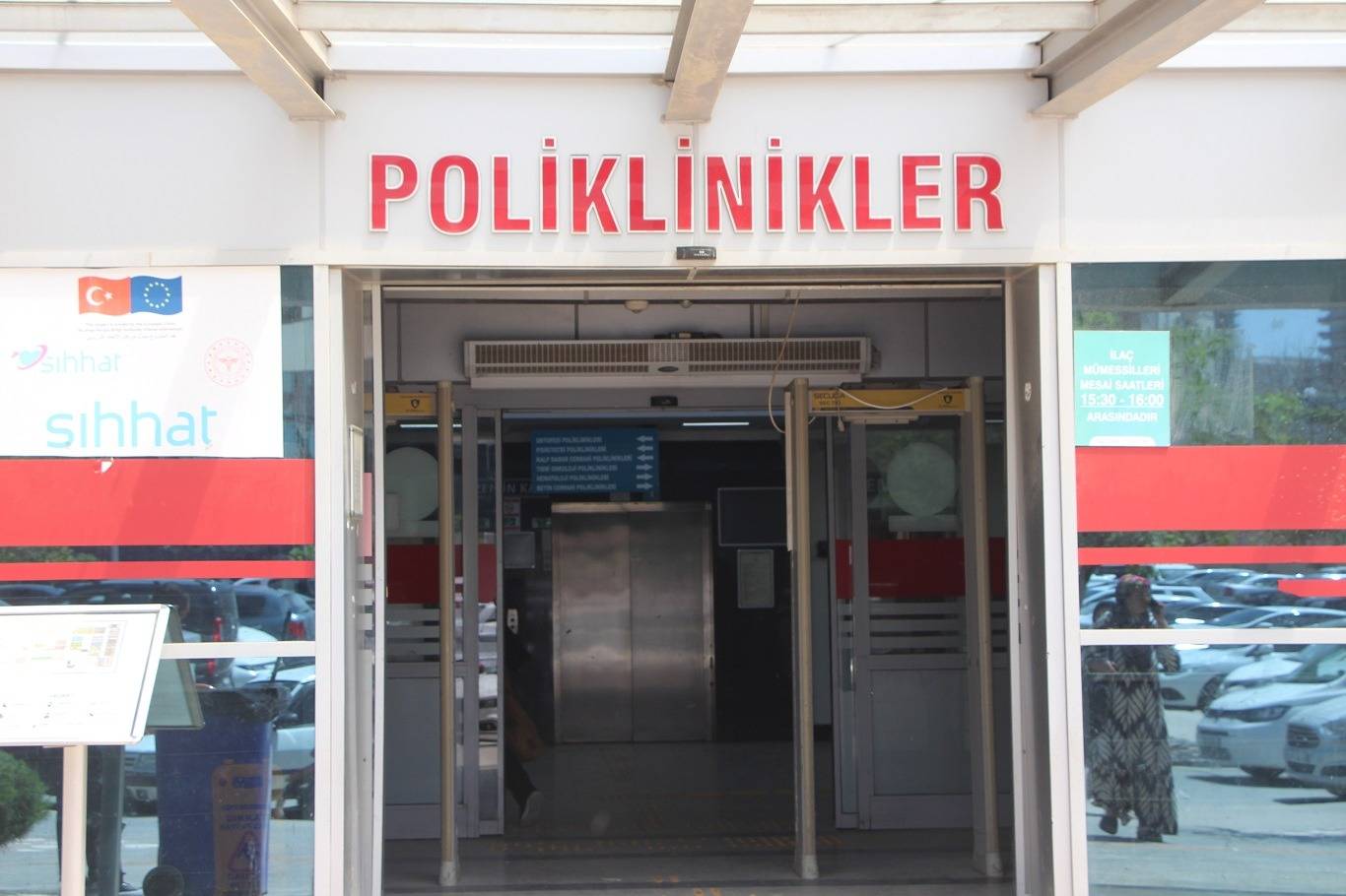 Mardin’de ilk defa hastaya aort damarındaki hasarlı bölümün yerine yapay damar yerleştirildi 