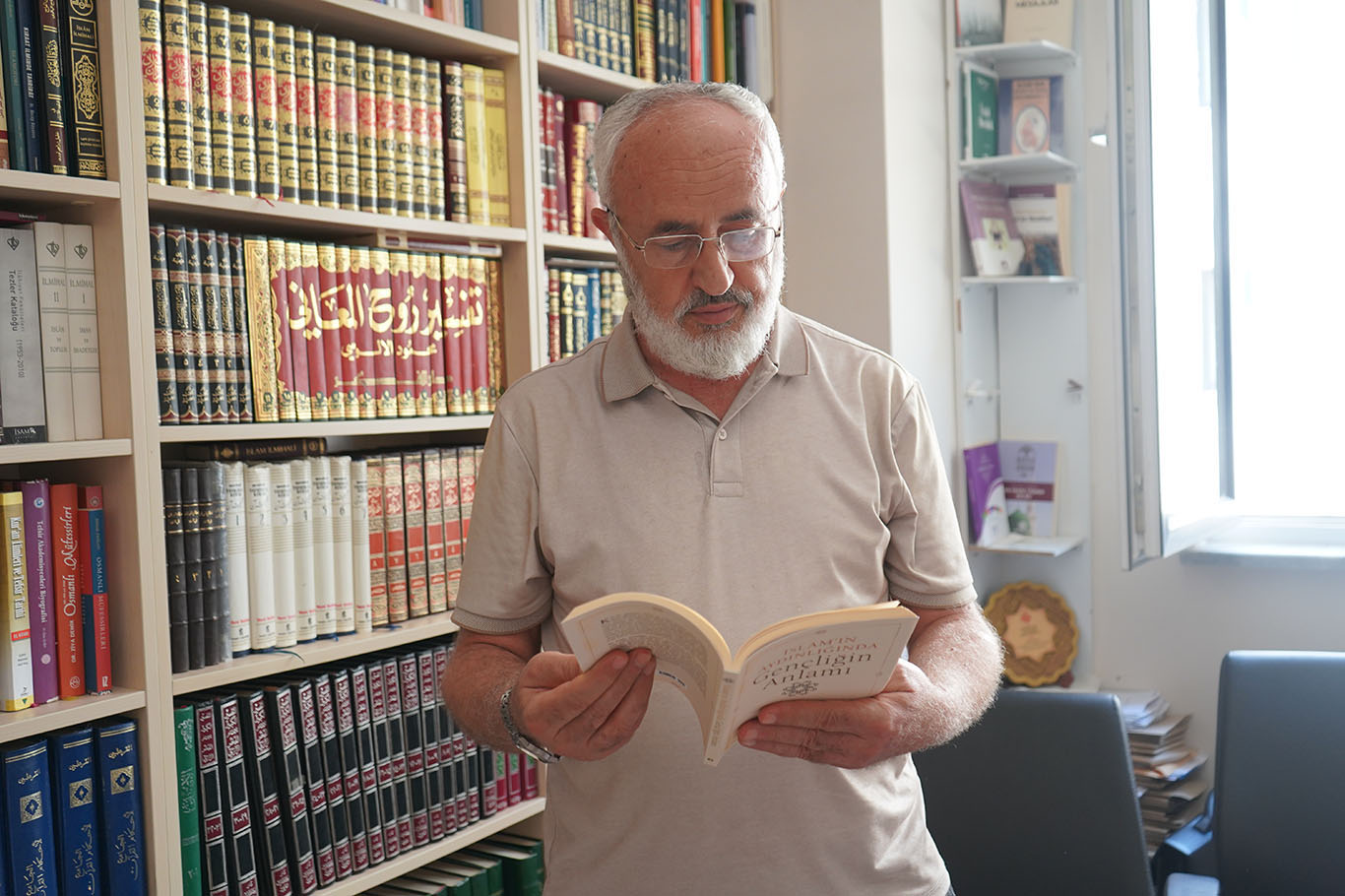 Prof. Dr. Ali Akpınar: İnsan, en güzel ve mükemmel ibadeti gençliğinde yapar 