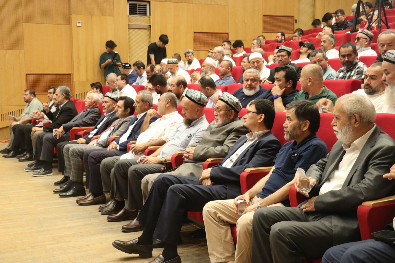 18. Dünya Doğu Türkistanlılar Kardeşlik Buluşması İstanbul'da başladı