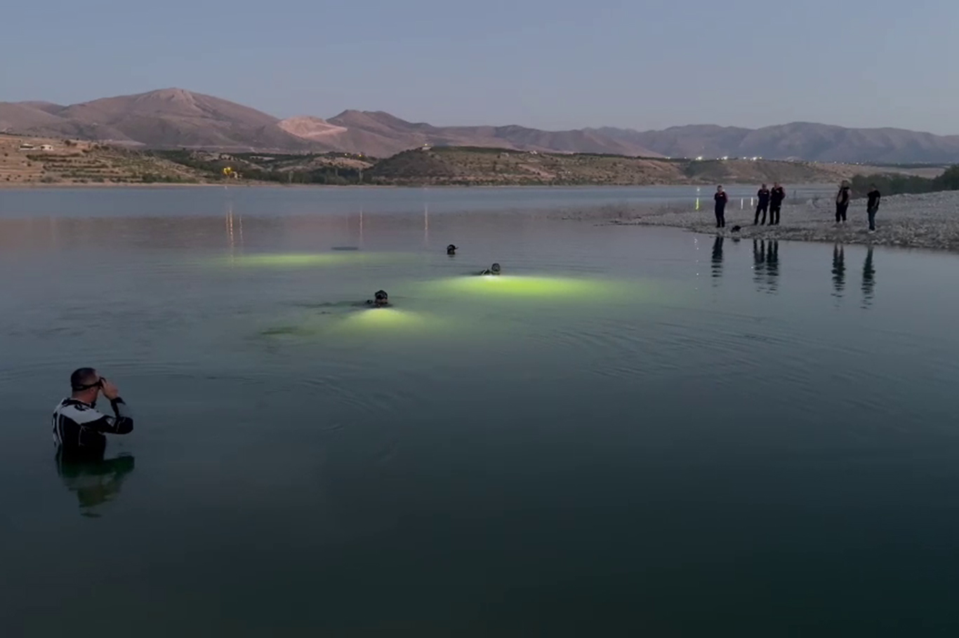 Barajda boğulan şahsın cesedi bir saatlik çalışma sonucu bulundu