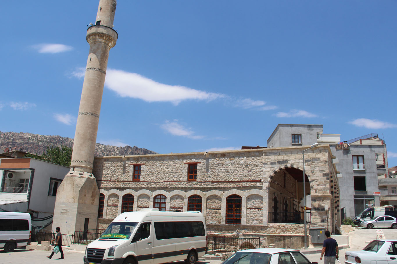 Çermik'te 4 yıldır tamamlanamayan tarihi Hanbaşı Camii için yetkililere çağrı
