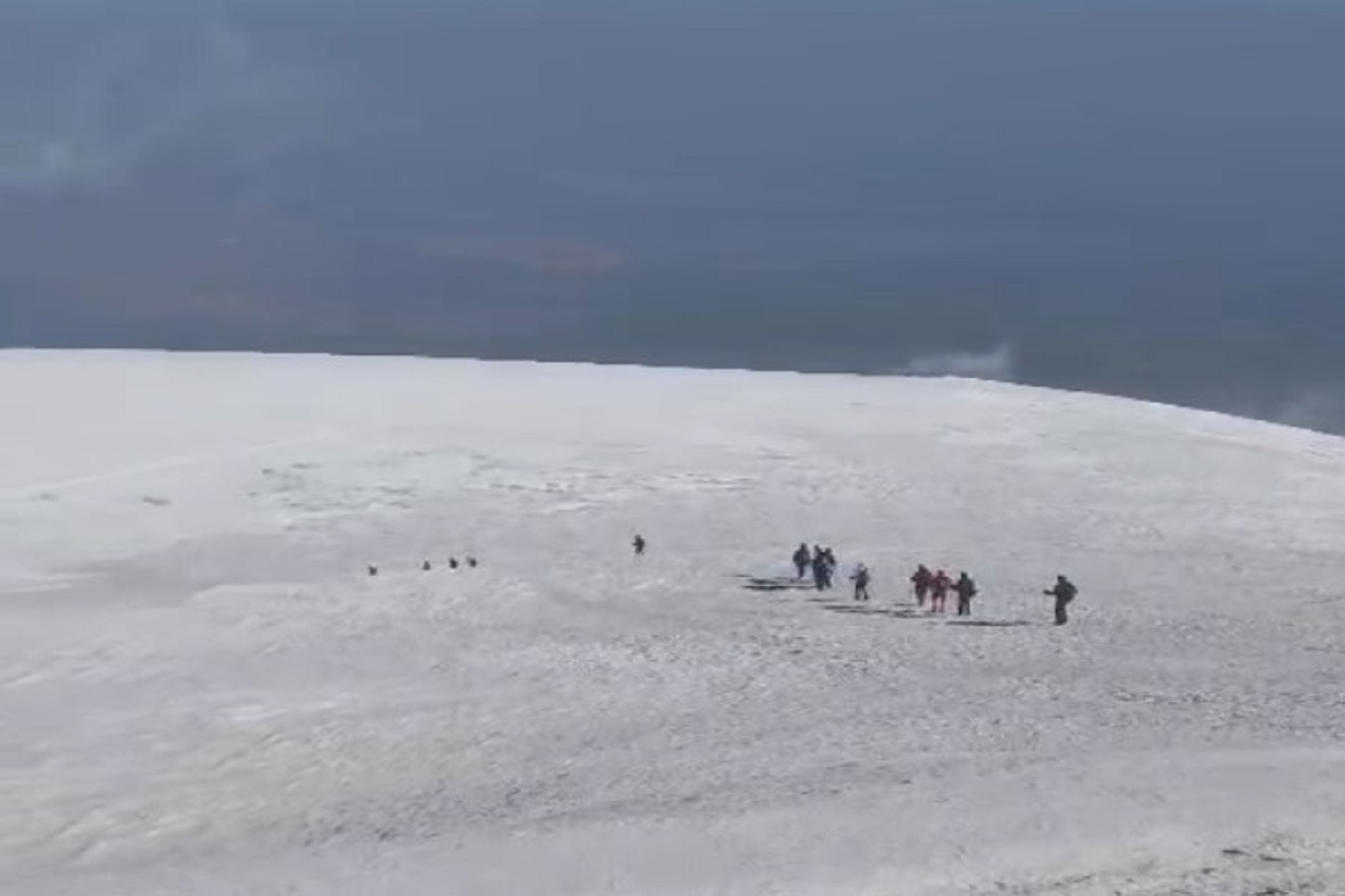 Dağcıların Ağrı Dağı’ndaki zorlu mesaisi