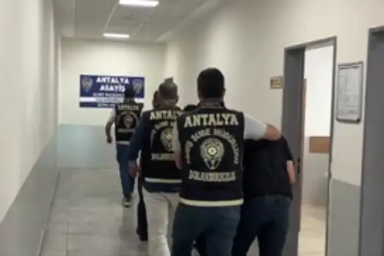 Antalya'da sahte altın diş dolandırıcılığı operasyonu: 4 tutuklama