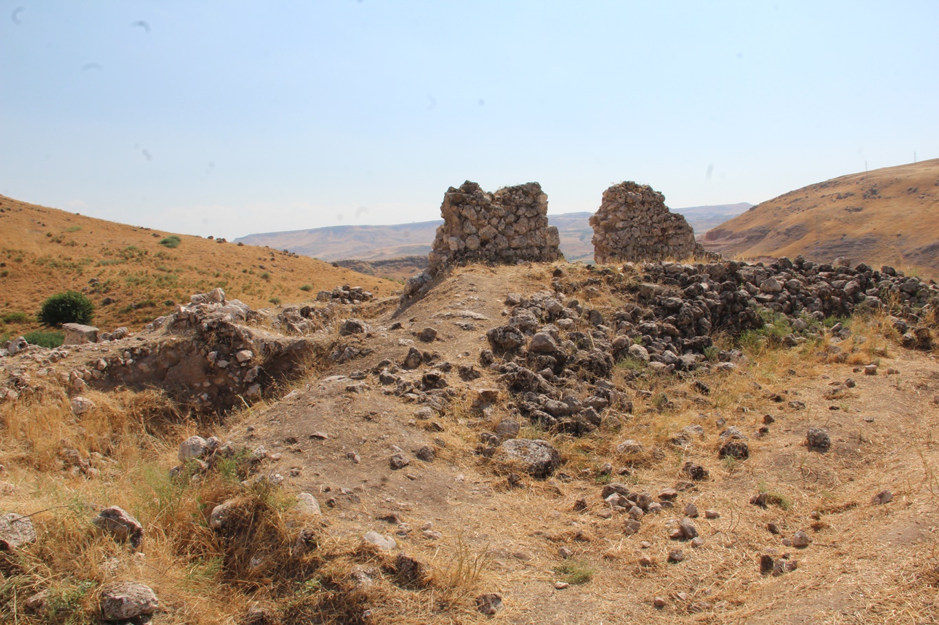 Bakan Bak, Şeyh Hevînda Ziyaretgâhı restorasyonu için düzenlenen çivi çakma törenine katıldı