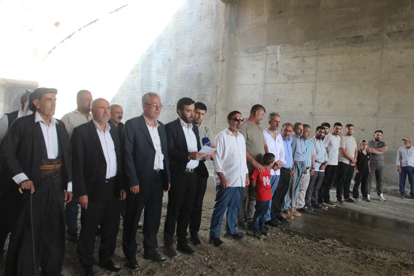 HÜDA PAR’dan 13 yıldır bitmeyen Şırnak-Van yolu için yetkililere çağrı
