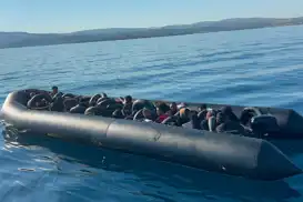 Li peravên Îzmîrê 36 koçberên neqanûnî hatin qefaltin