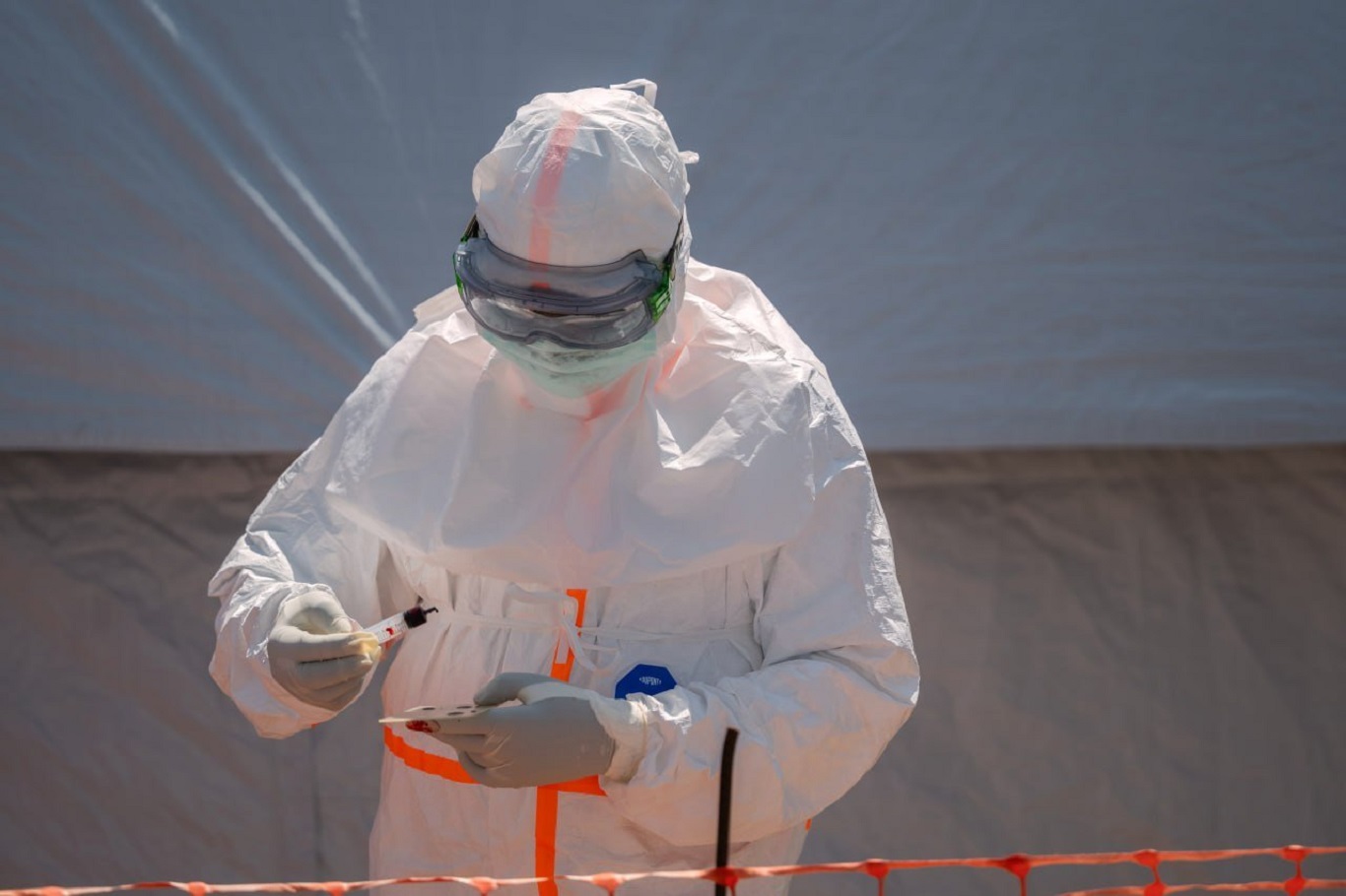 Ebola deaths in DR Congo rise to 930 as outbreak continues to accelerate