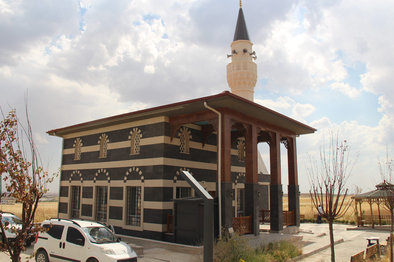 HÜDA PAR Silvan İlçe Başkanı Balyen'den TOKİ yolu ve su sorununa tepki