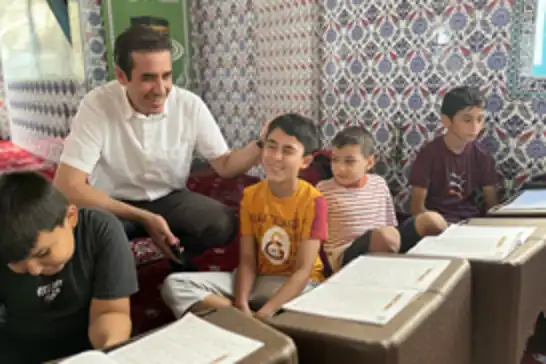 Kaymakam Topsakaloğlu yaz Kur'an kursunu ziyaret etti