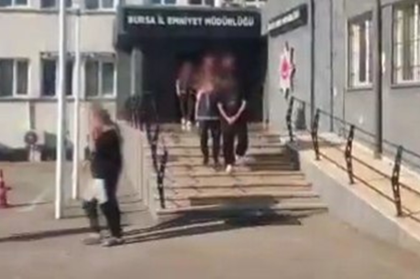 Bursa merkezli 7 ilde dolandırıcılık operasyonu: 10 tutuklama