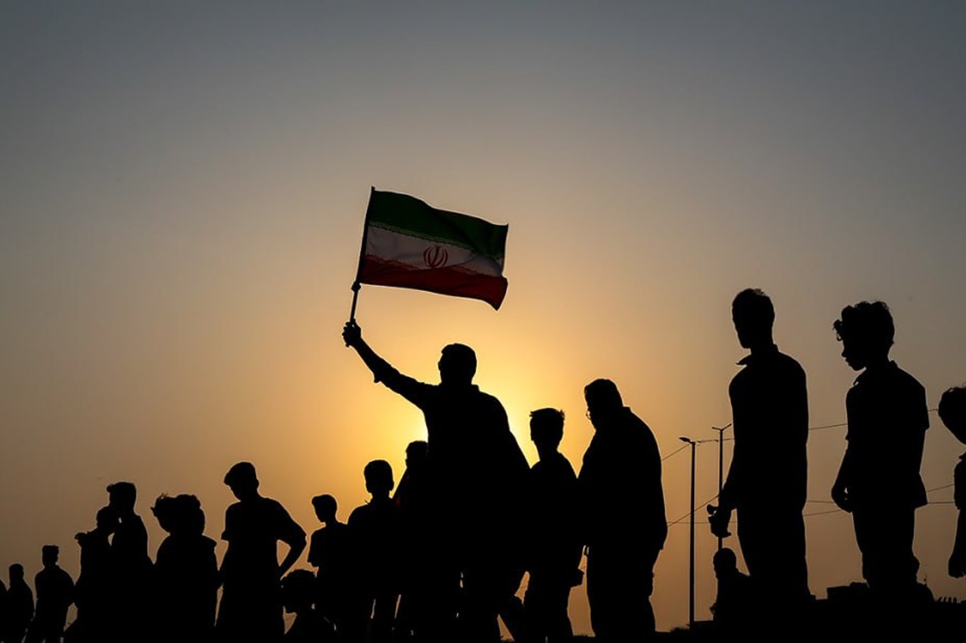 هشدار مقامات سیاسی و نظامی ایران به آمریکا: چشم در برابر چشم