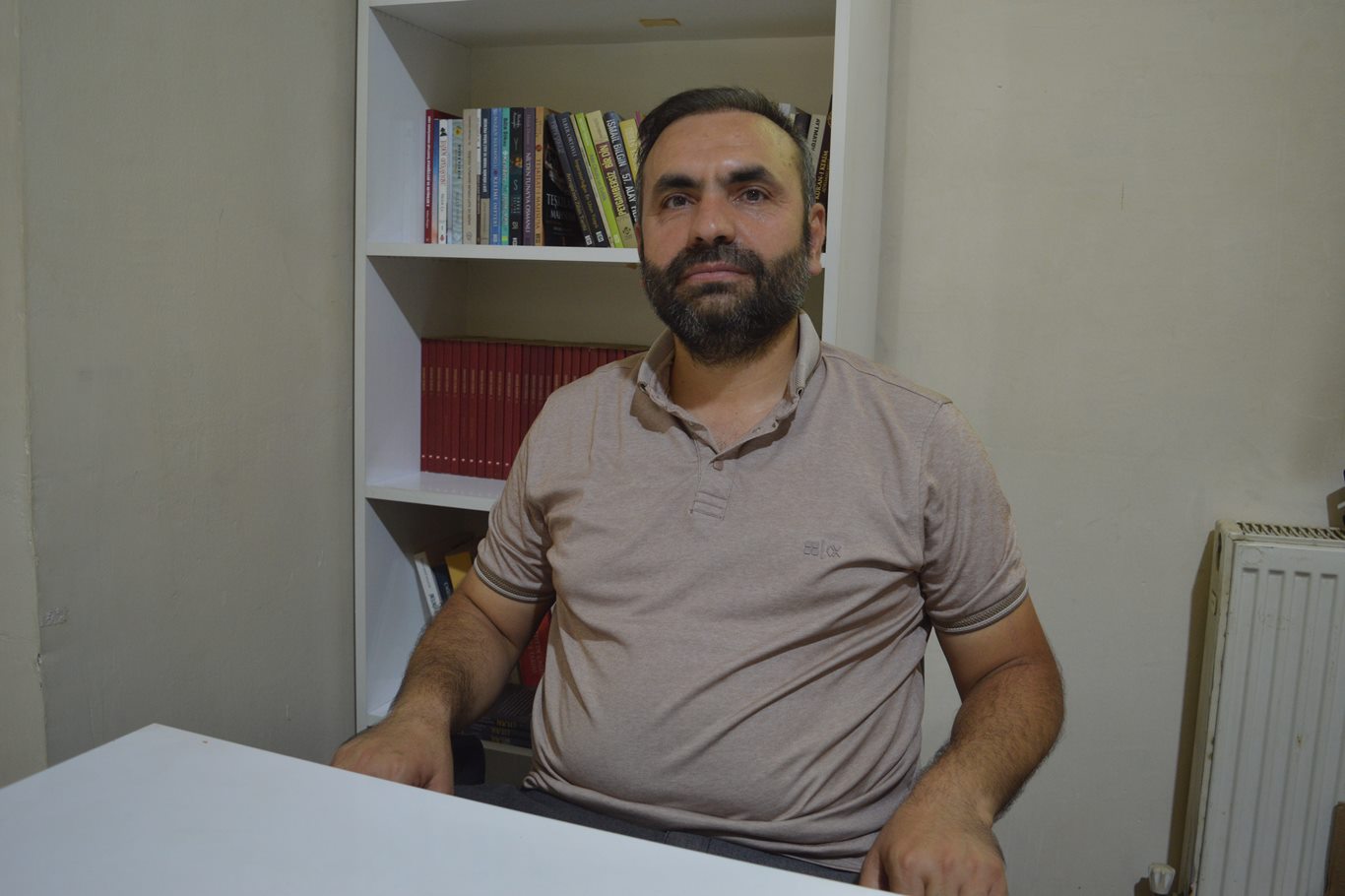 Eğitimci-Yazar Dr. Orhan Ay