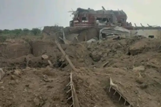 Pakistan'da güvenlik noktasına bombalı saldırı: 14 ölü 24 yaralı