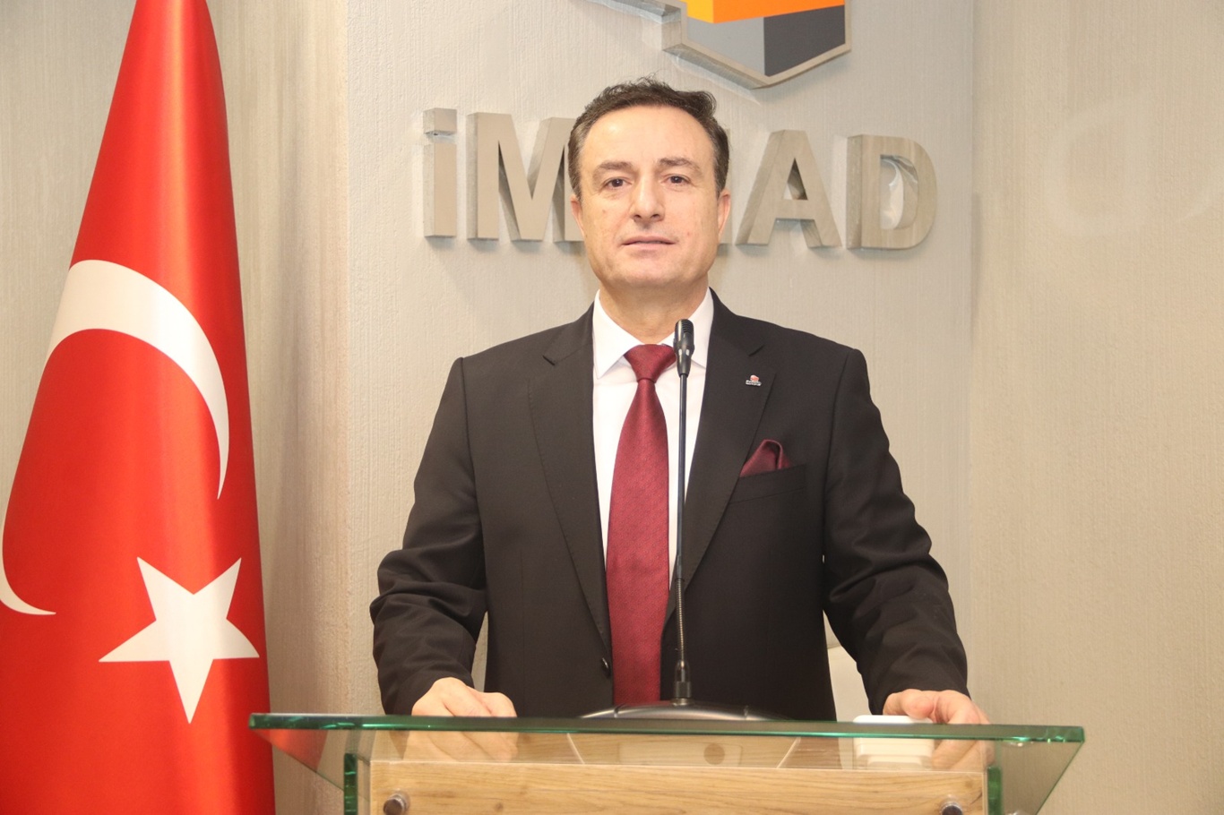 Şeref Demir