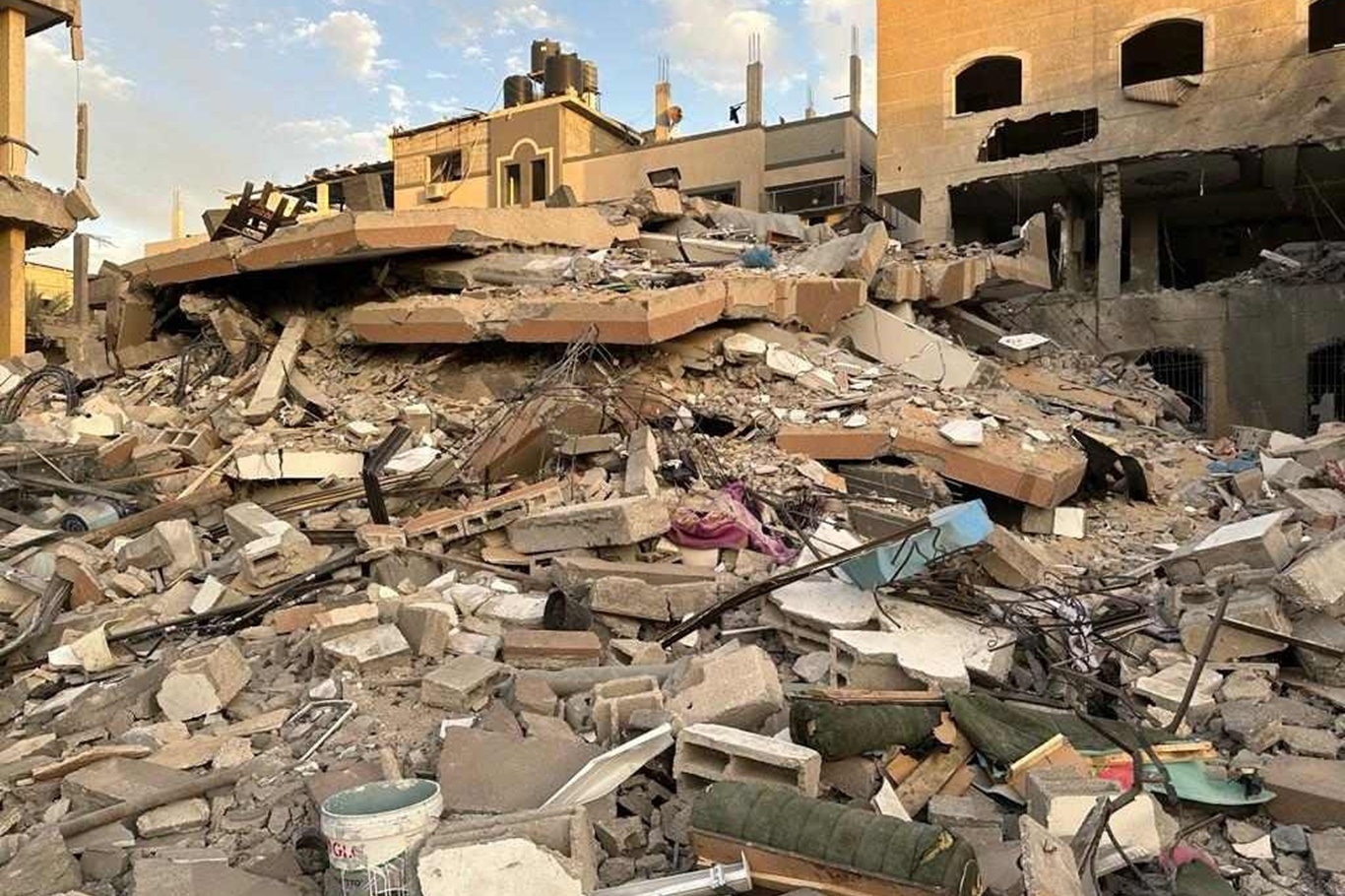 عائلة الصحفي الغزي مصطفى عياش تطالب بالإفراج عنه: كان هدفه الوحيد إبقاء غزة حاضرة في العالم