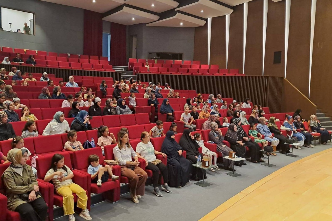Malatya'da "Mescid-i Aksa ve Umut" tiyatrosu izleyiciyle buluştu