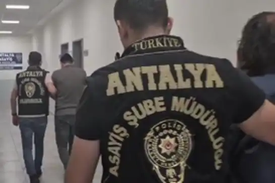 Antalya'da son bir haftada aranan 580 kişi yakalandı