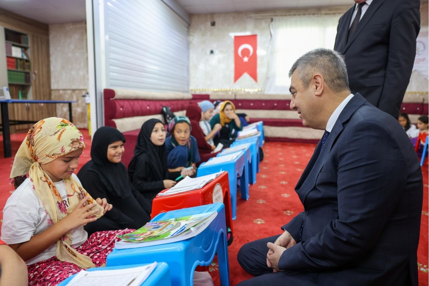 Mersin Valisi Atilla Toros, Yaz Kur'an kursu öğrencileriyle bir araya geldi