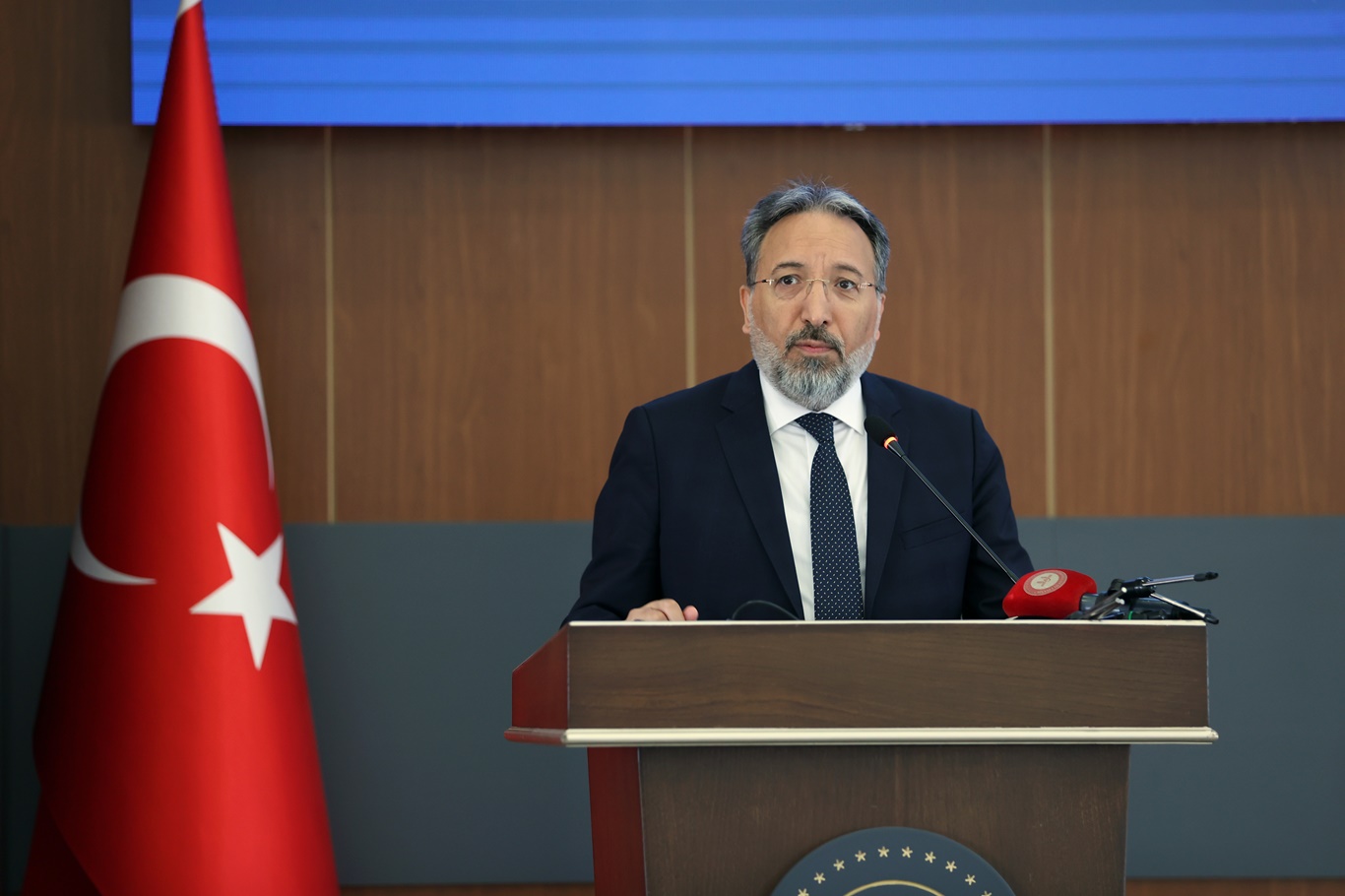 Temel hedefimiz, bilgi ve hikmeti buluşturan Kur’an eğitim modeli geliştirmek